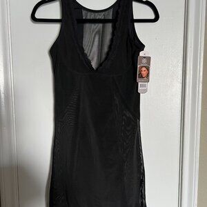 Daisy Fuentes Women's DF7035 Black Lace Trimmed Wear Your Own Bra Slip, Size XL